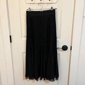 Aritzia Wilfred Twirl Skirt